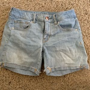 American eagle light wash shorts